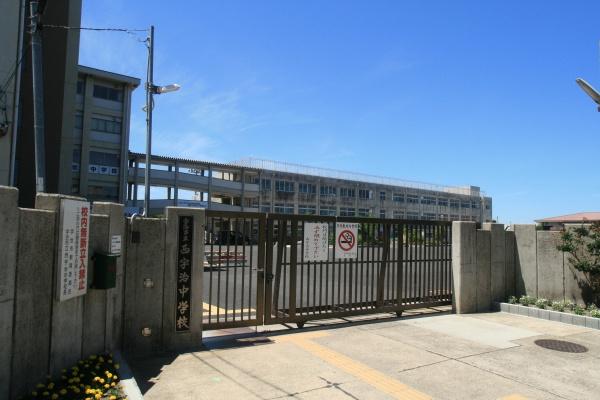 パデシオン宇治伊勢田Ⅱ番館　専用庭付(宇治市立西宇治中学校)