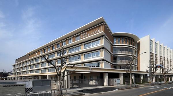 向島ニュータウン第三街区B棟 駅近11階の上階(向島秀蓮小・中学校)