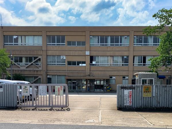 ユニ宇治マンション5号館2階 2023年3月修繕済(宇治市立岡屋小学校)