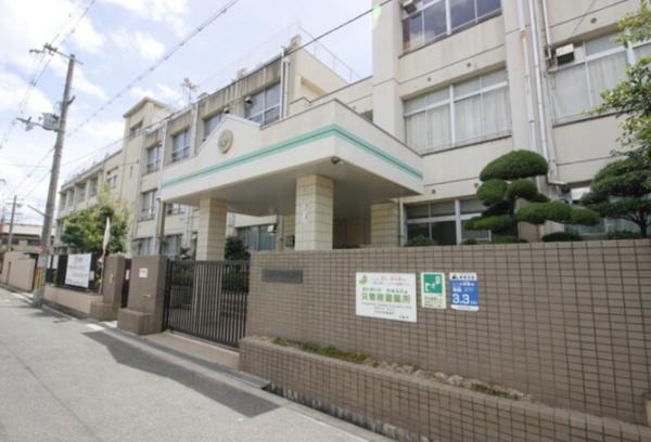 大阪市西成区聖天下2丁目の中古一戸建て(大阪市立天下茶屋小学校)