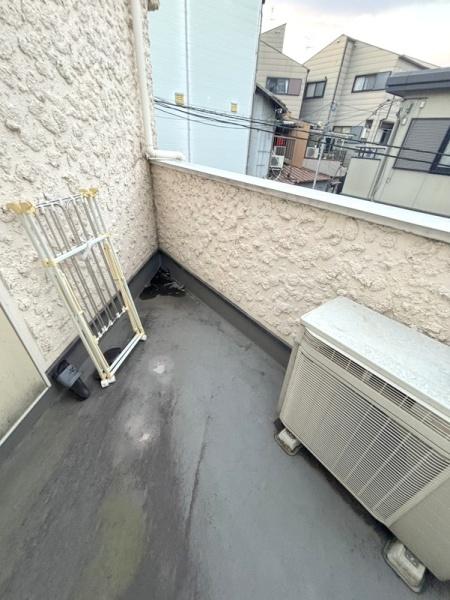 大阪市生野区林寺4丁目の中古一戸建て(バルコニー)