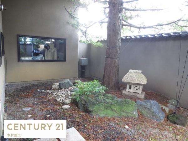 登別市若山町４丁目の中古一戸建て