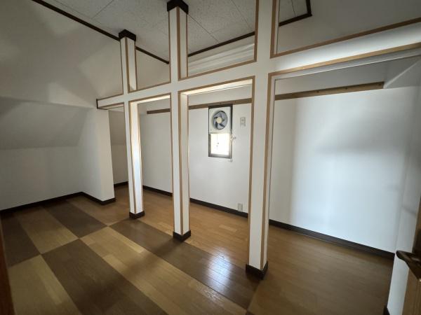 葛城市八川の中古一戸建て