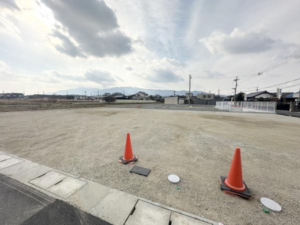 大和高田市西坊城全3区画2号地