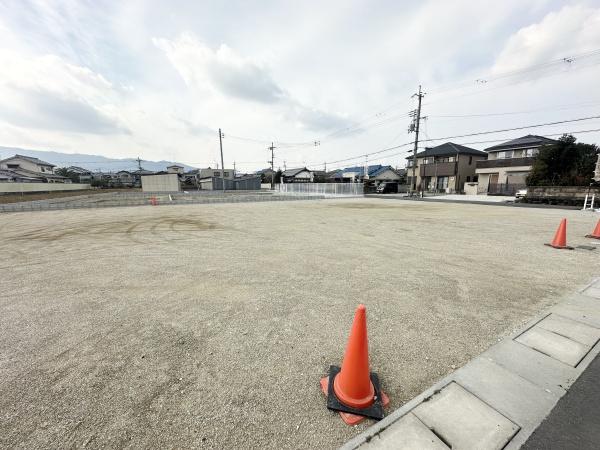大和高田市西坊城全3区画2号地