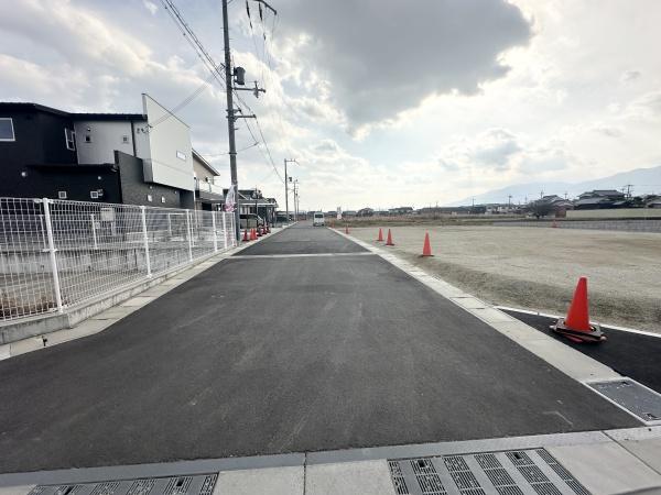 大和高田市大字西坊城の土地