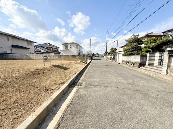 橿原市曲川町１丁目の土地