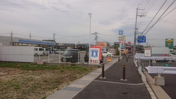 香芝市白鳳台2丁目の土地(ローソン香芝上中店)
