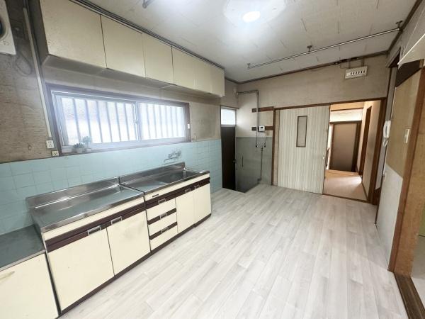 橿原市西池尻町の中古一戸建て