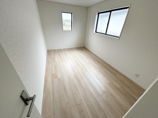 橿原市新口町第2全4棟　2号棟