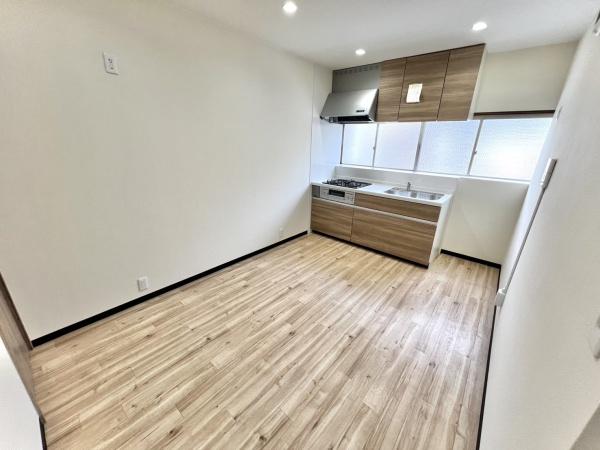 橿原市西池尻町　中古戸建