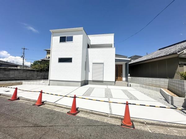 桜井市芝　全1区画1号棟