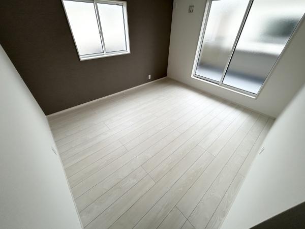 橿原市上品寺町全2棟1号棟
