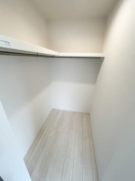 橿原市上品寺町全2棟1号棟