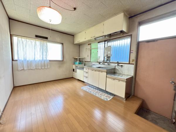 大和高田市大字市場の中古一戸建て