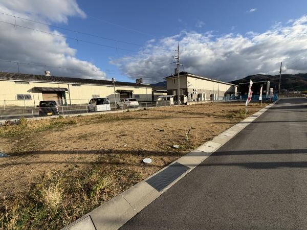 桜井市外山　全16区画13号地