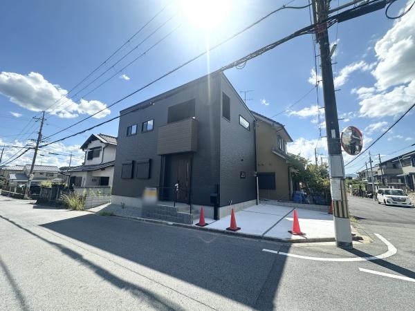 橿原市菖蒲町１丁目の新築一戸建