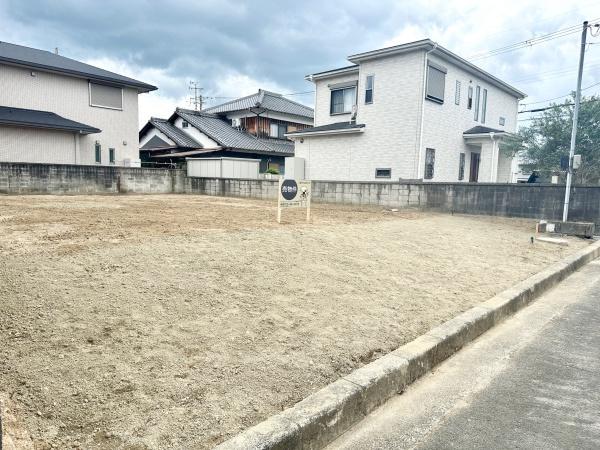 橿原市曲川町１丁目の土地