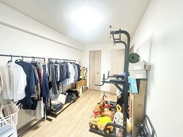 プレサンスロジェ橿原神宮前