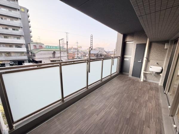 ピアッツァコート八木駅前