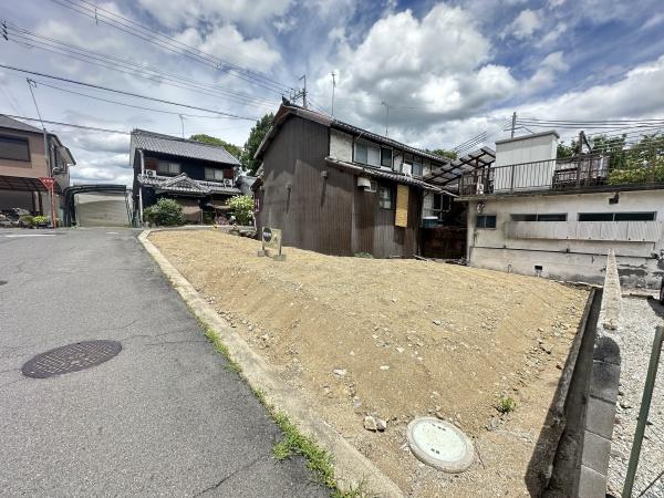 橿原市小房町の土地