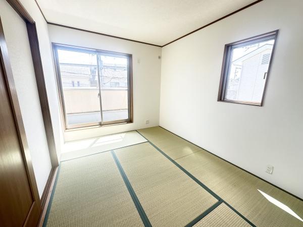 橿原市小槻町の中古一戸建て
