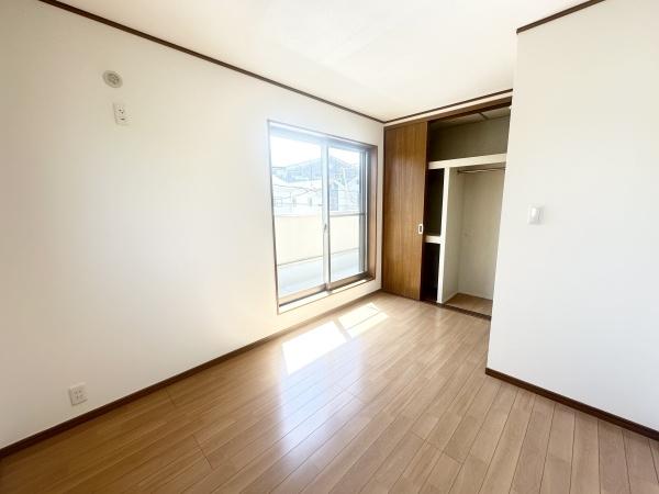 橿原市小槻町の中古一戸建て