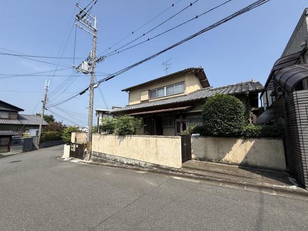 奈良市西登美ヶ丘６丁目の土地