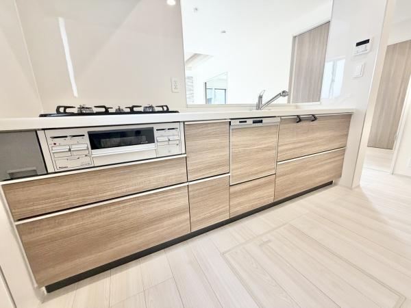 川西町結崎　全5棟3号棟