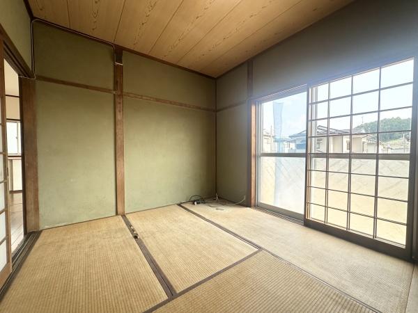 橿原市菖蒲町３丁目の中古一戸建て