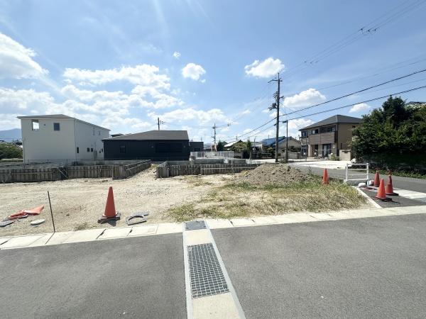 大和高田市西坊城全3区画1号地
