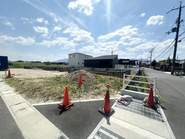 大和高田市西坊城全3区画1号地