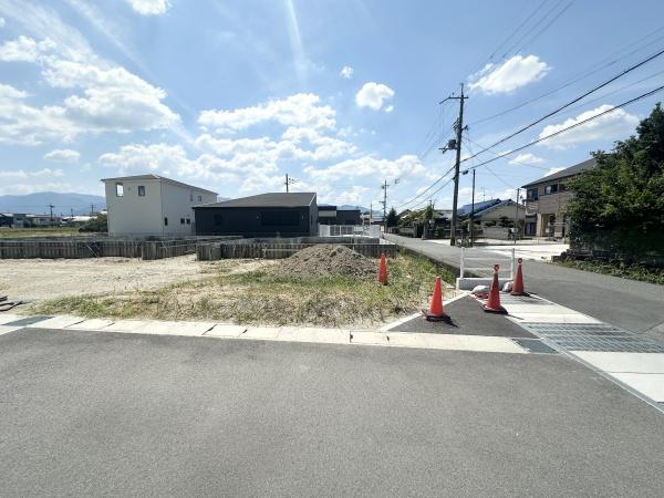 大和高田市西坊城全3区画1号地