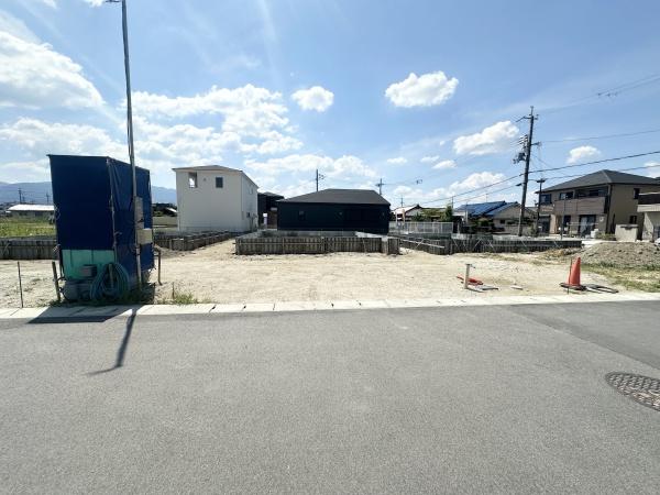 大和高田市西坊城全3区画2号地