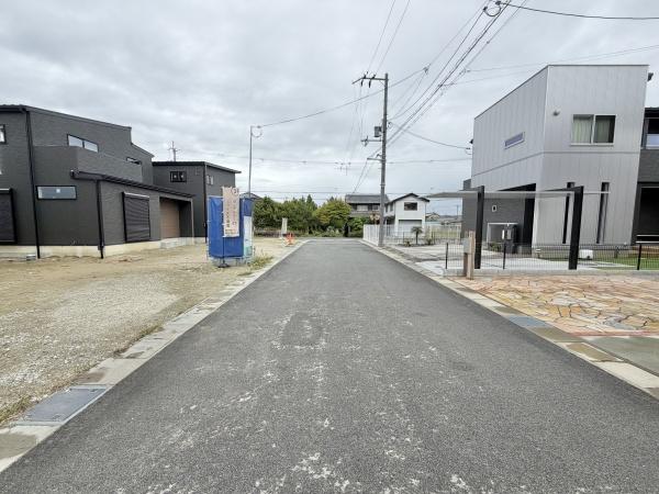 大和高田市西坊城全3区画2号地