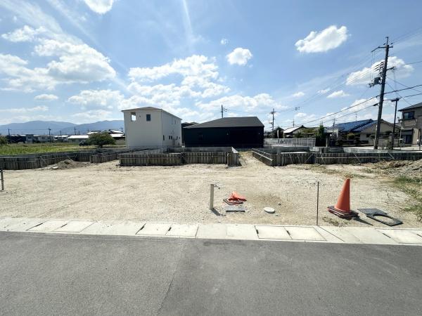 大和高田市西坊城全3区画2号地
