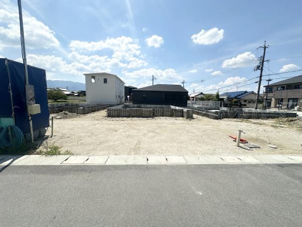 大和高田市西坊城全3区画2号地