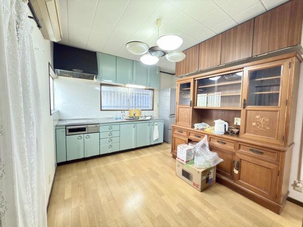 橿原市山之坊町　中古戸建
