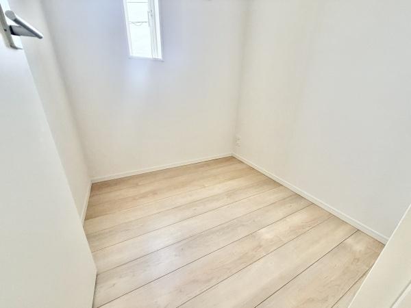 川西町結崎第18　全3棟1号棟