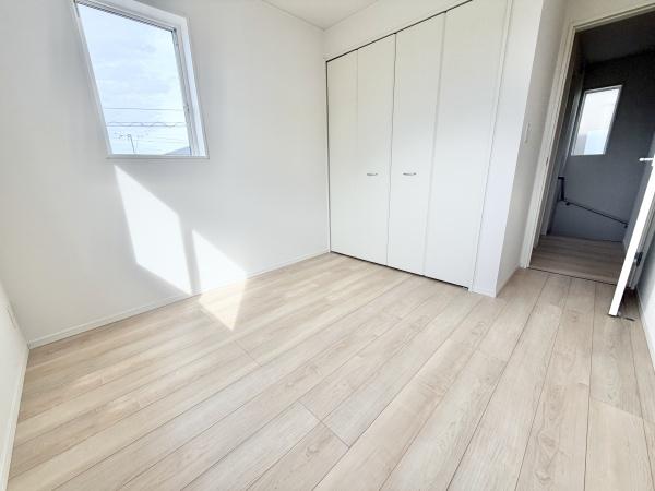 川西町結崎第18　全3棟1号棟