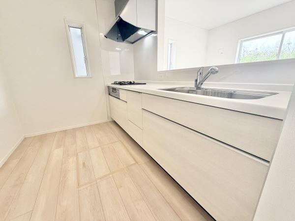 川西町結崎第18　全3棟1号棟