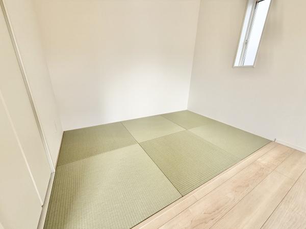 川西町結崎第18　全3棟2号棟