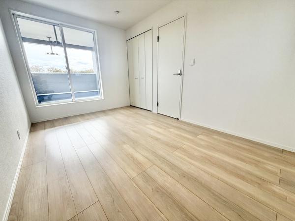 川西町結崎第18　全3棟2号棟