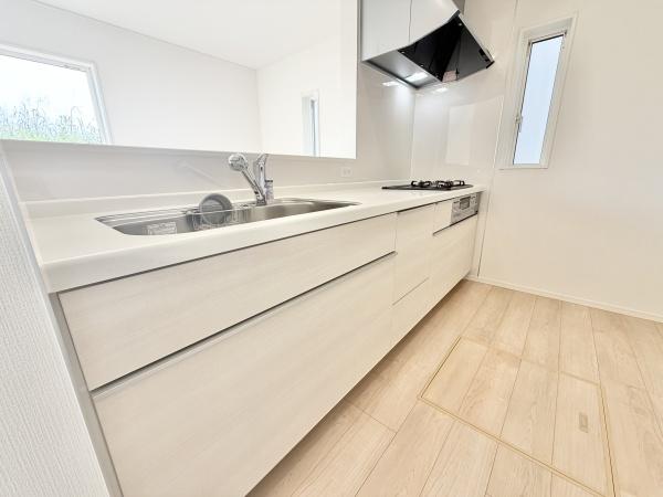 川西町結崎第18　全3棟2号棟