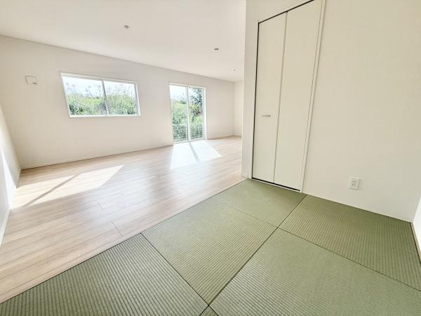 川西町結崎第18　全3棟2号棟