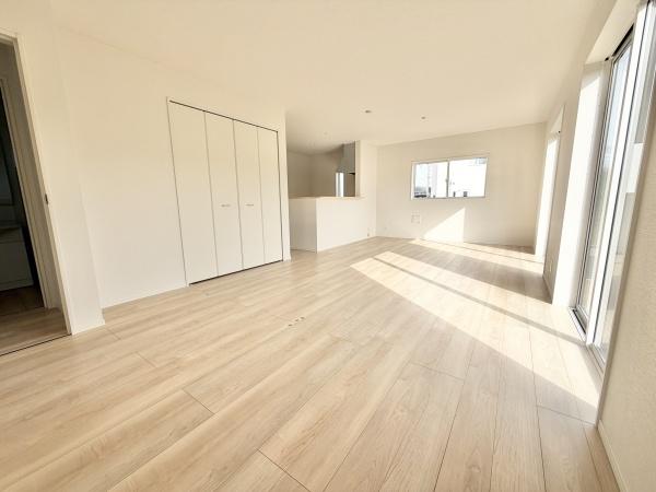 川西町結崎第18　全3棟3号棟