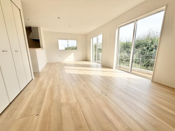 川西町結崎第18　全3棟3号棟