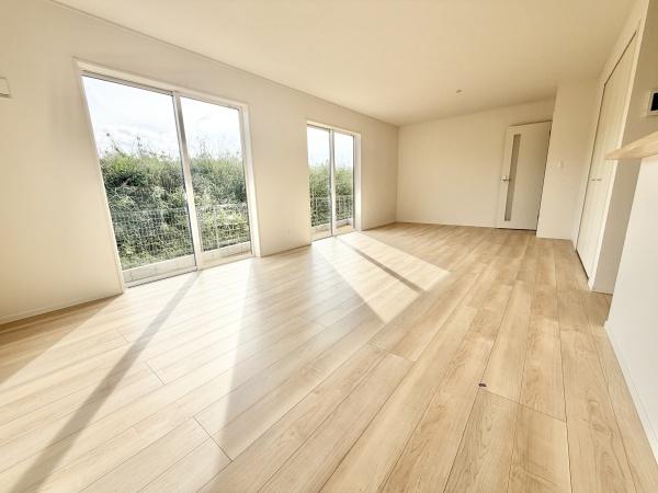 川西町結崎第18　全3棟3号棟