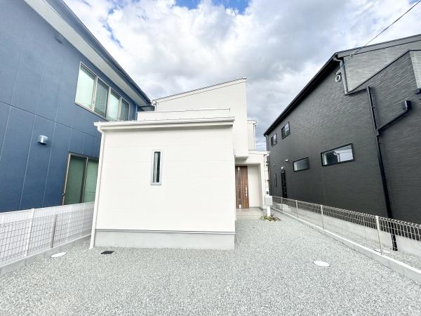大和高田市西三倉堂１丁目の新築一戸建