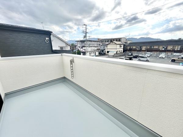 大和高田市西三倉堂1丁目の新築一戸建(バルコニー)